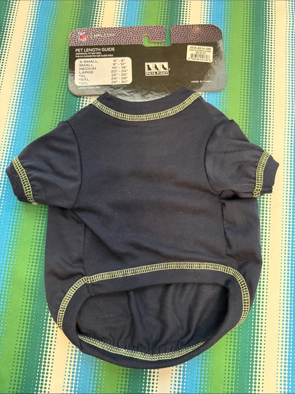 NFL Seattle Seahawks Navy Blue Pet Tee size small